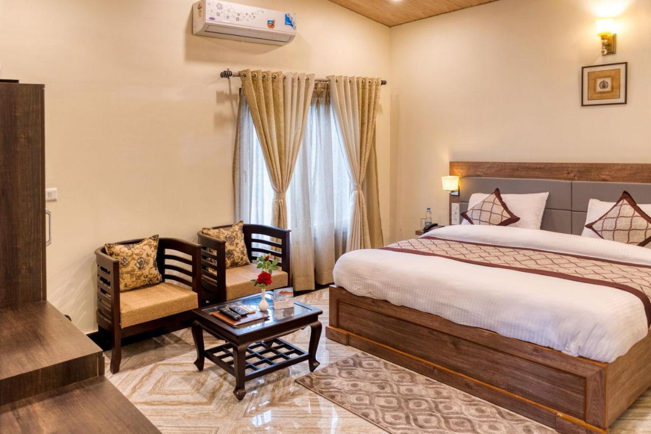 The Walnut Creek Hotel บีมตาล ภายนอก รูปภาพ