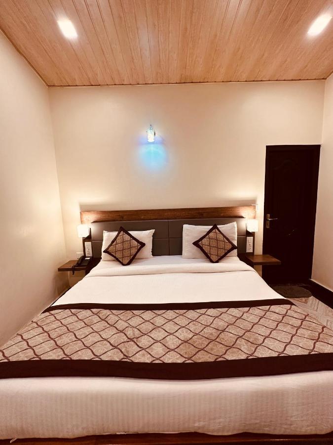 The Walnut Creek Hotel บีมตาล ภายนอก รูปภาพ