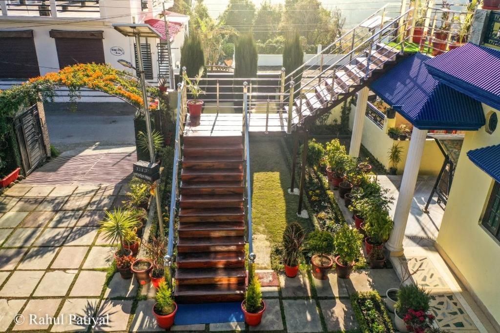 The Walnut Creek Hotel บีมตาล ภายนอก รูปภาพ